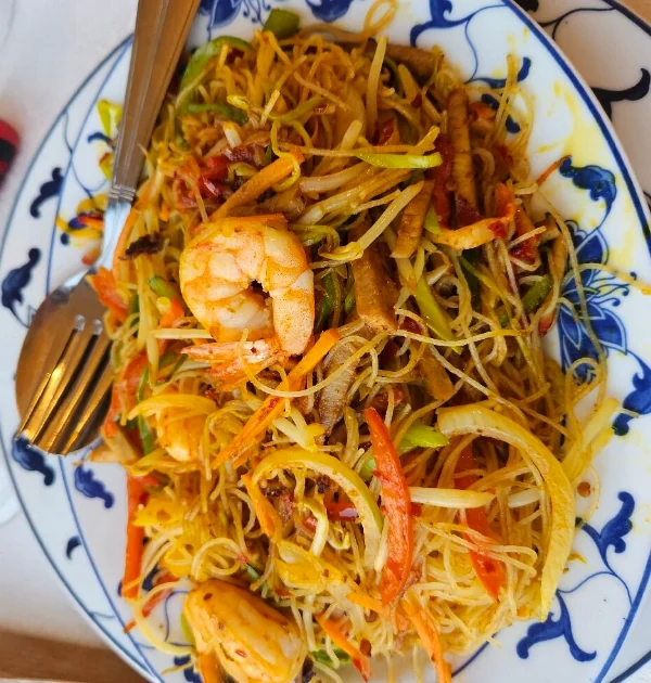 112 · Massa fina de arroz à Singapura